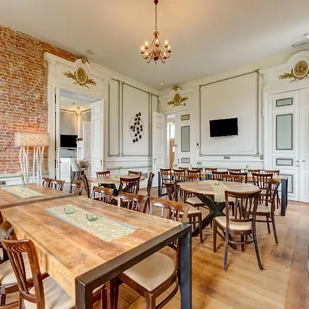 Castle With Wellness And Zipline, Cleaning Included Hébergement de vacances *