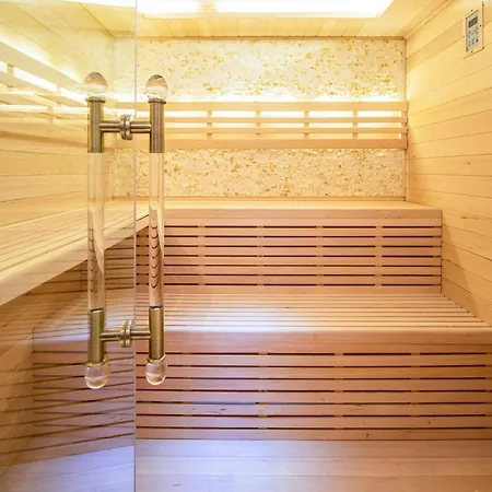Hébergement de vacances Castle With Wellness And Zipline, Cleaning Included