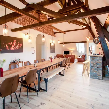 Hébergement de vacances Castle With Wellness And Zipline, Cleaning Included